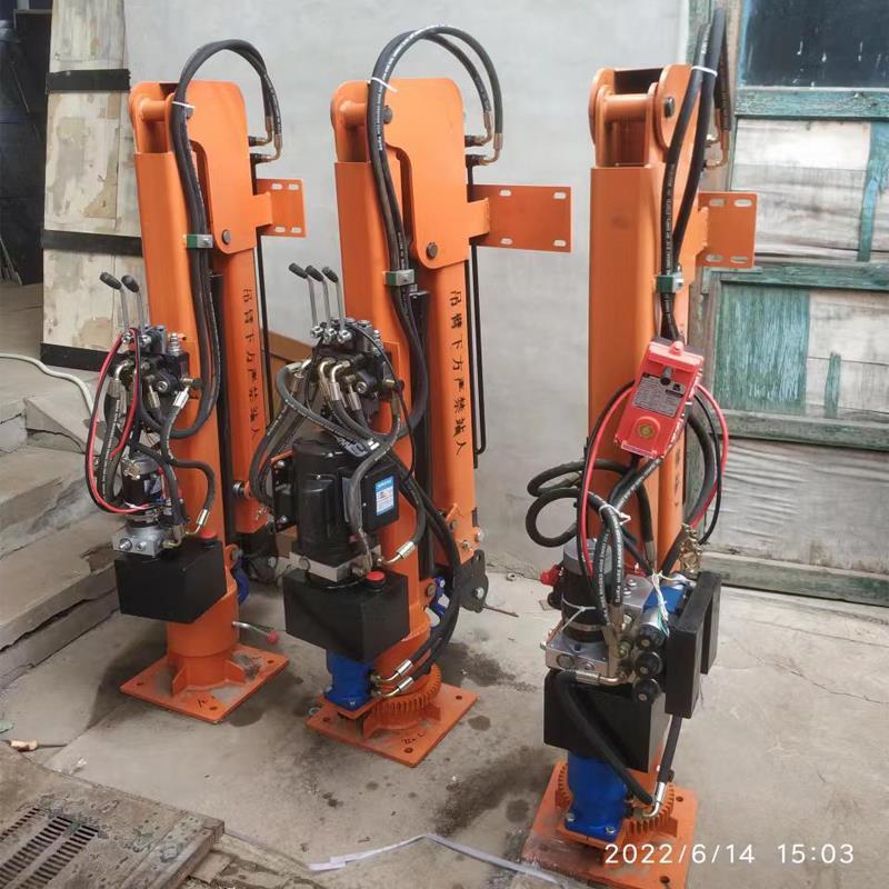 桥头区重汽蓝牌随车吊 3.2吨 国六动力强 液压驱动 农用自卸起重机